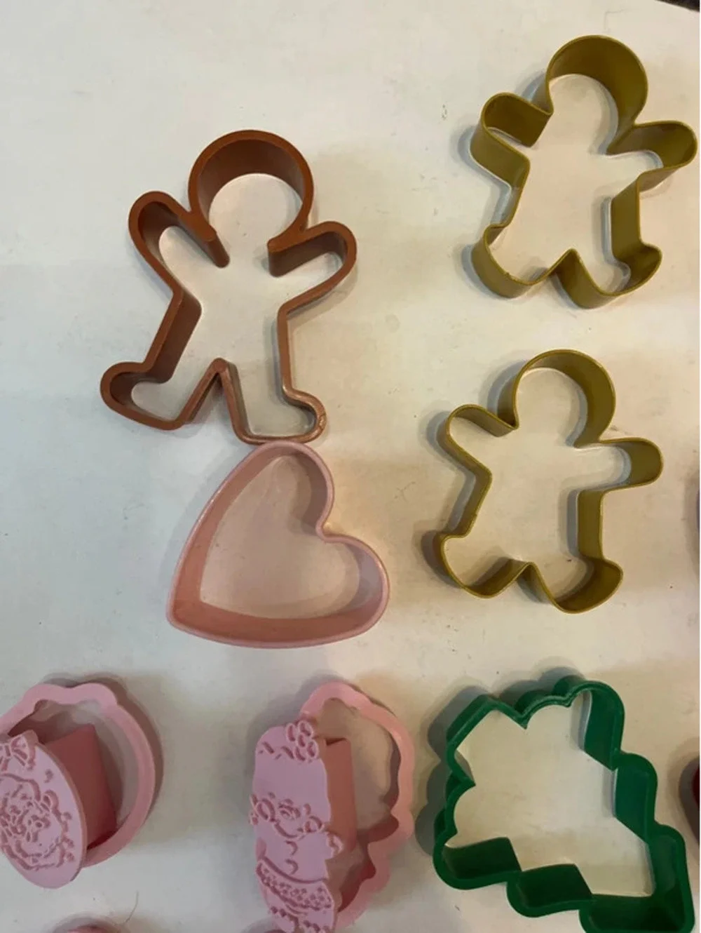 Lots of cookie cutters easter Christmas animals